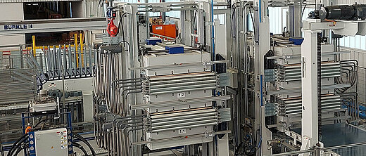 Türenpressenanlage von BÜRKLE Türenpressenanlage von BÜRKLE