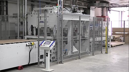 BÜRKLE Pressenanlage für Furniere und Laminate BÜRKLE Pressenanlage für Furniere und Laminate